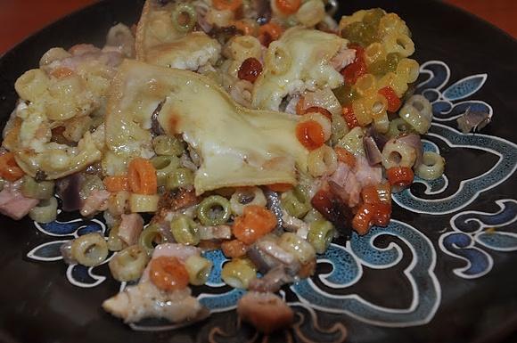 Chaussee aux Moines zapiekanka z makaronem, boczkiem i śmietanką