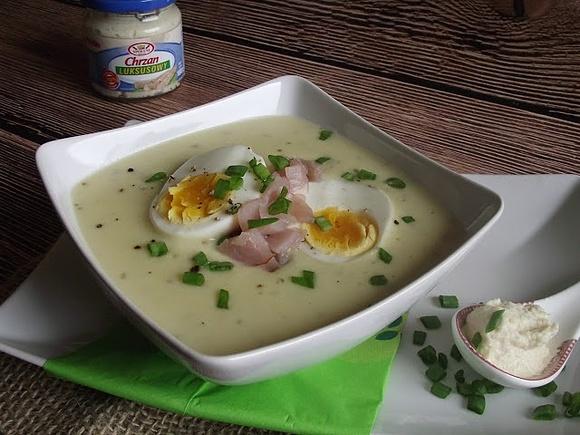 Zupa krem chrzanowy z jajkiem i polędwicą