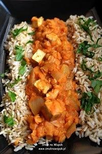 Curry z czerwonej soczewicy