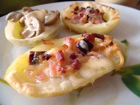 Faszerowane ziemniaki z boczkiem i serem lub pieczarkami dla wegetarian