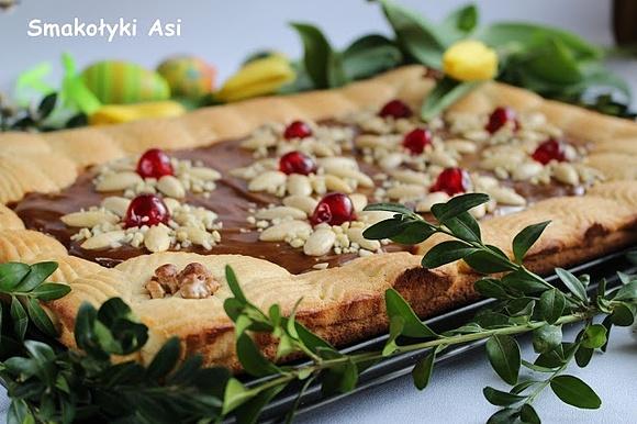 Mazurek migdałowo-kajmakowy