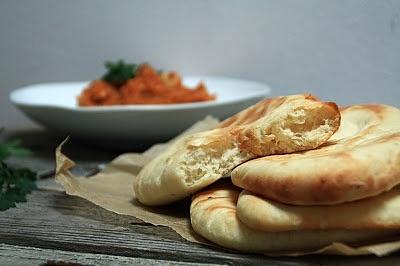 Indyjski chlebek naan