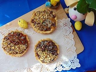 Mini mazurki krówkowo-żurawinowe do Wielkanocy
