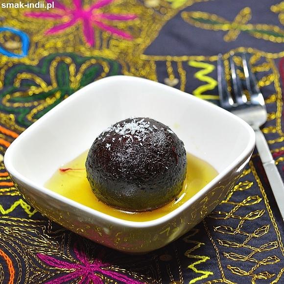 Kala jamun - indyjski deser z karmelizowanymi kulkami