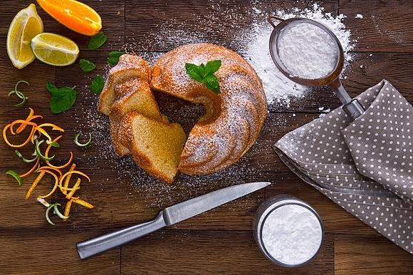 Puszysta babka majonezowa