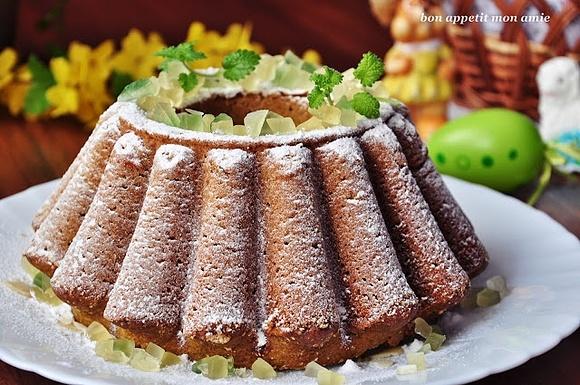 Babka z zieloną herbatą matcha
