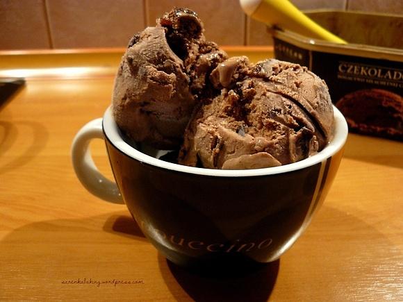 Lody czekoladowo-śliwkowe
