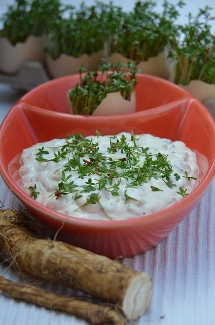 Sos chrzanowy z rzeżuchą na Wielkanocny stół