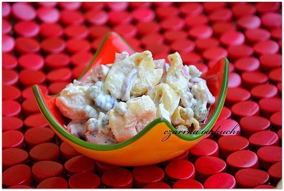 Sałatka ze szpinakowym tortellini