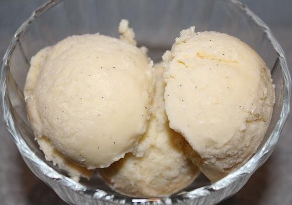 Lody waniliowe i kakaowe na mleku kokosowym bez maszyny