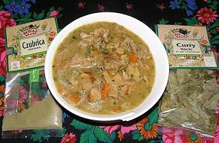 Gulasz łopatkowy z pieczarkami marchewką i curry