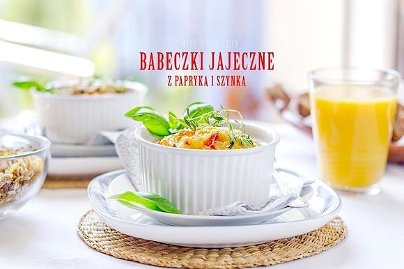 Babeczki jajeczne z papryką i szynką