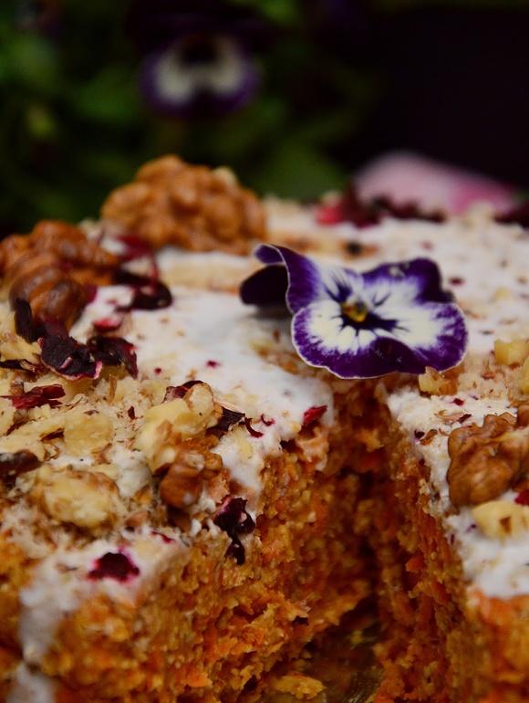 Ciasto marchewkowe z nutą kokosa (raw)