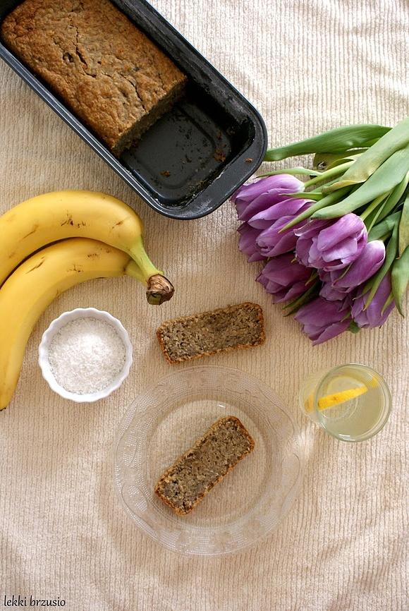 Owsiany chlebek bananowy