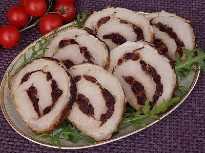 Schab rolowany z suszoną żurawiną