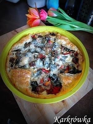 Francuska tarta z pieczoną karkówką i warzywami - resztki ze świąt