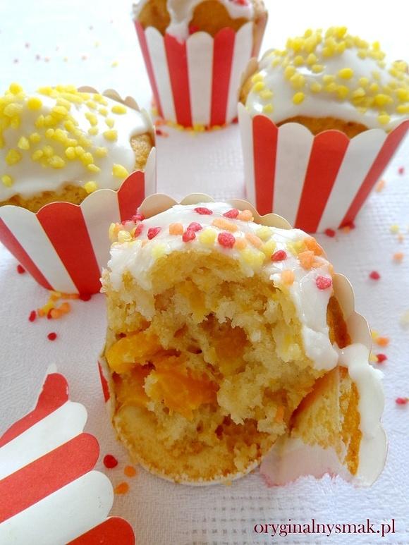 Muffiny z mango i cytrynowym lukrem