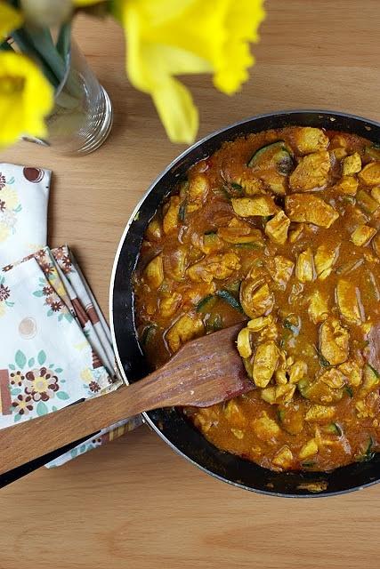 Curry z kurczakiem i cukinią