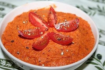 Pasta z Ciecierzycy i Suszonych Pomidorów