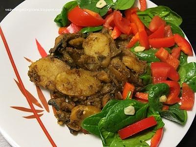 Wegańskie ziemniaki z pieczarkami z patelni