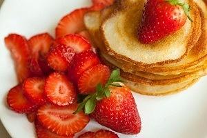 Pancakes z truskawkami