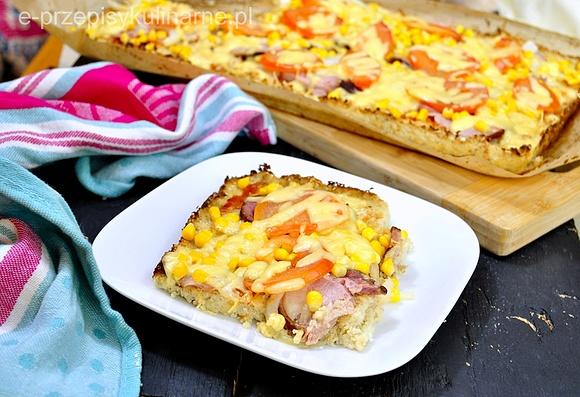 Dietetyczna pizza na kalafiorowym spodzie 202 kcal
