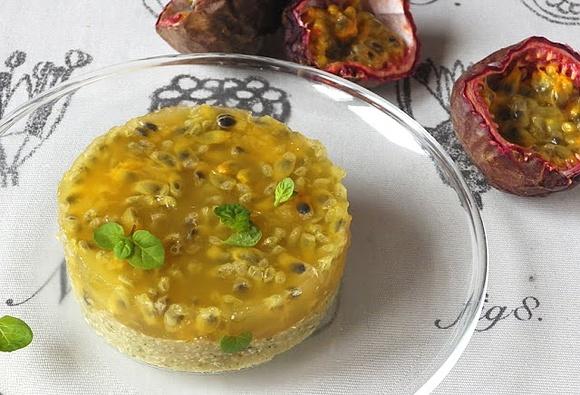 Miętowy mus z quinoy i galaretką maraqui