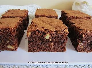 Brownie z orzechami