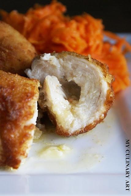 Kotlet Devolay z masłem i panierką