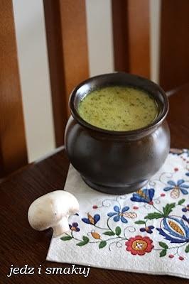 Pieczarkowa z mleczkiem kokosowym i przyprawami