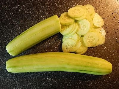 Mizeria - ogórek zielony ze śmietaną i koperkiem