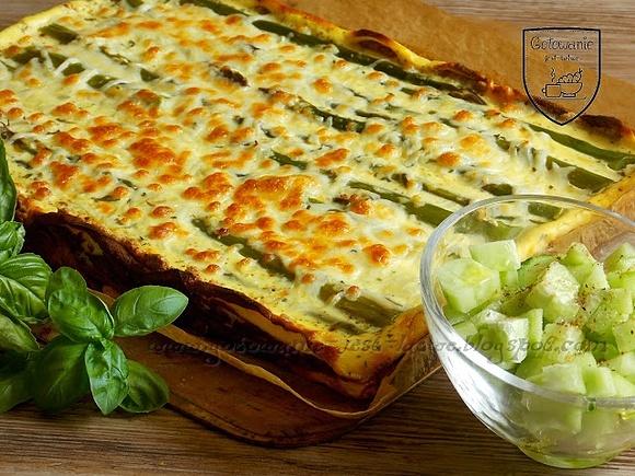 Tarta grahamkowa ze szparagami