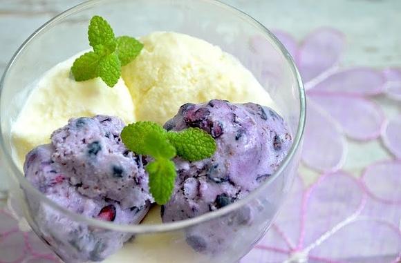 Lody śmietankowe i jagodowe bez maszynki, domowe przepisy