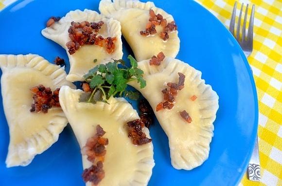 Pierogi ruskie z filmem - tradycyjne i łatwe w wykonaniu