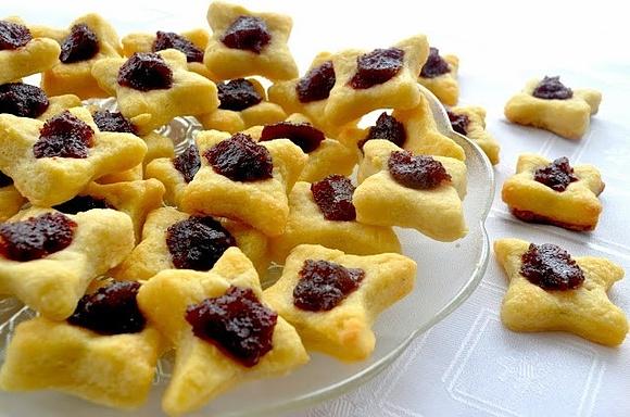 Kruche ciasteczka z marmoladą