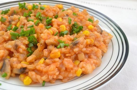 Risotto z kukurydzą i pieczarkami