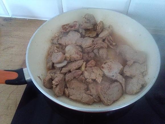 Polędwiczki wieprzowe w słodko-ostrym sosie