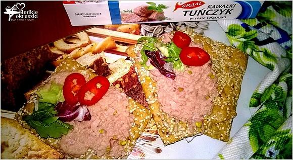 Pomidorowa pasta z tuńczyka z kiełkami
