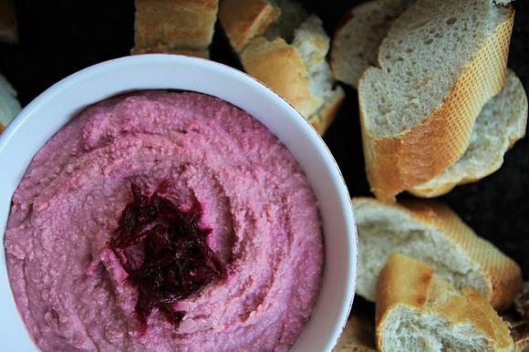 Hummus buraczany