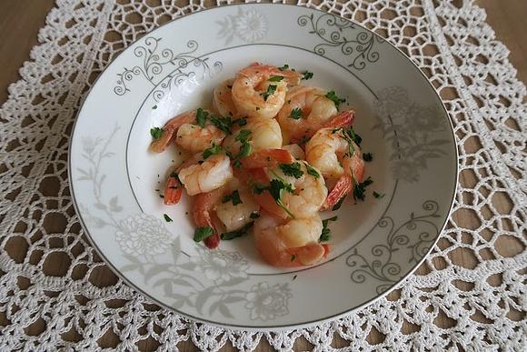Smażone krewetki w maśle czosnkowym
