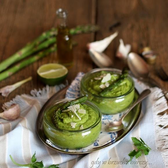 Pesto z zielonych szparagów