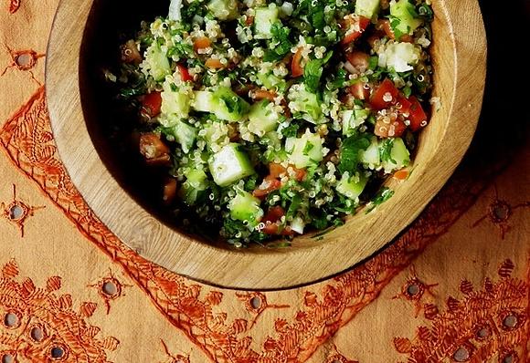 Sałatka tabbouleh z quinoą