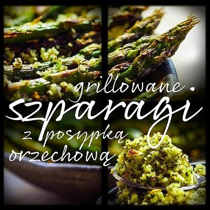 Grillowane szparagi orzechowe z posypką