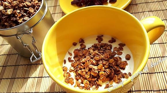 Granola z cynamonem
