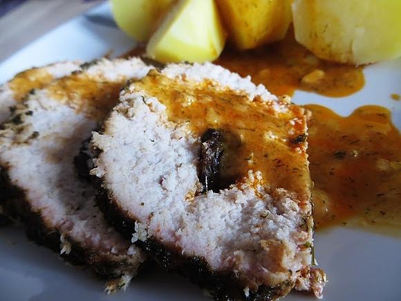 Schab ze śliwką w koperkowej marynacie