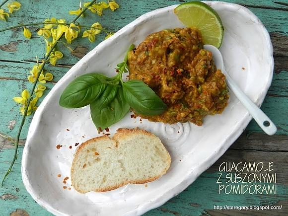 Guacamole z suszonymi pomidorami
