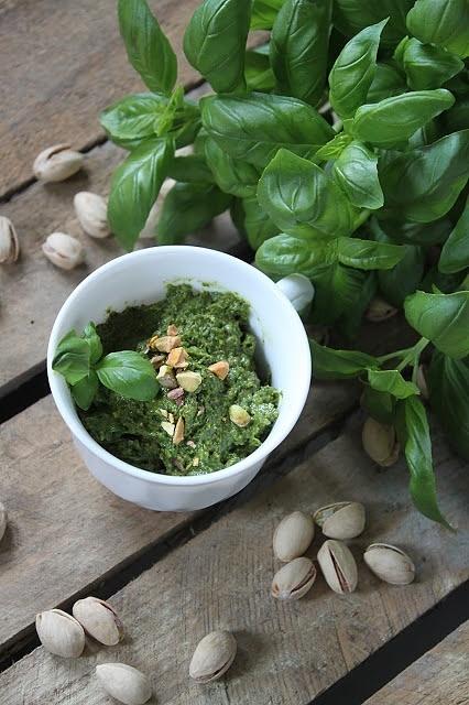 Pesto pistacjowo-bazyliowe