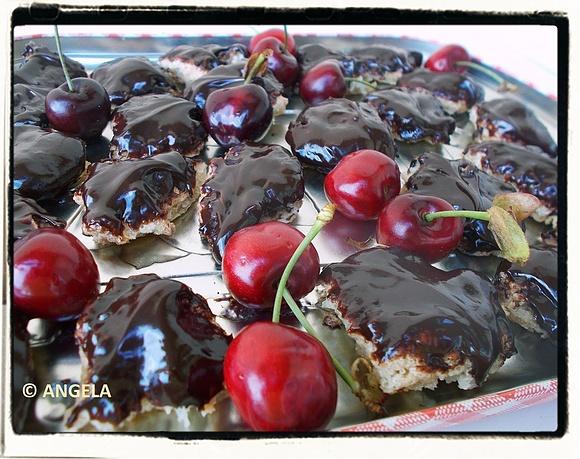 Kokosanki w czekoladzie - cocco & chocolate tea cakes