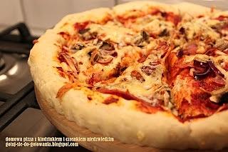 Pizza z kindziukiem i czosnkiem niedźwiedzim