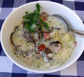 Zupa ziemniaczana z grzybami mun